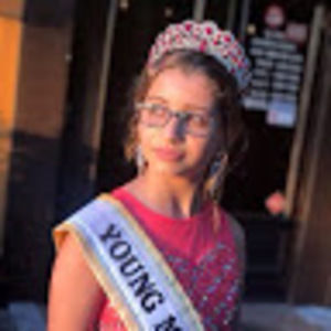 Meet your Posher, Gabriella